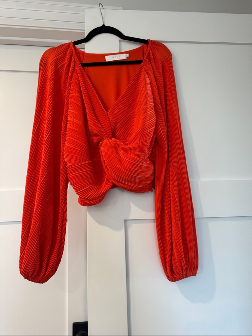 Astr Bright Orange Twist-Knot Pleated Long-Sleeve Blouse